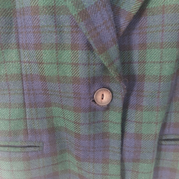 Leslie Fay Single Button Green & Blue Plaid Blazer, Size Large - Picture 4 of 4